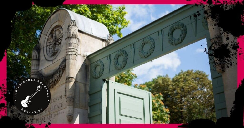 Entrada principal de Pére Lachaise
